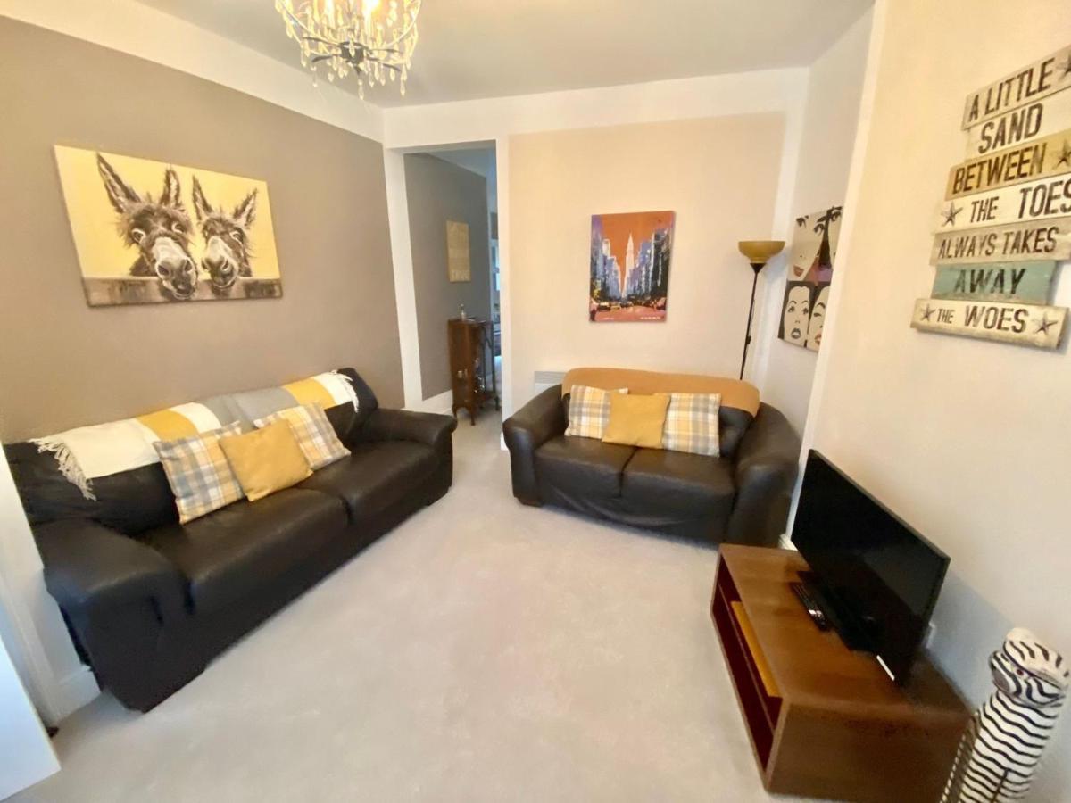 Blackpool Abode - The Buttercup Suite Exterior photo